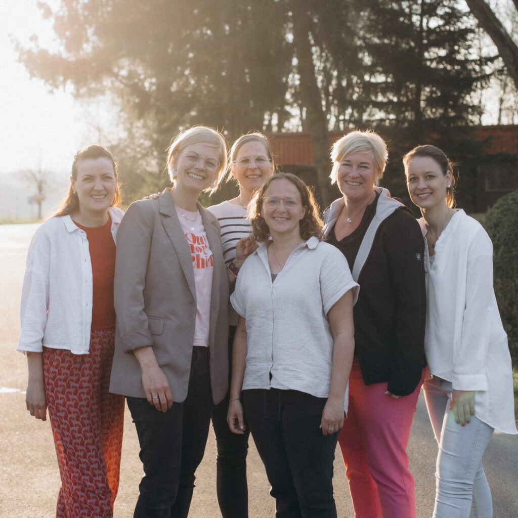 Wie lebe ich meine Berufung? Berufung leben und finden: Klarer das Berufungswochenende mit Jeannette Mokosch, Elena Schulte, Simea Gut, Caroline Krein, Sarah Mergenthaler, Evi Rodemann und Georgia Mix