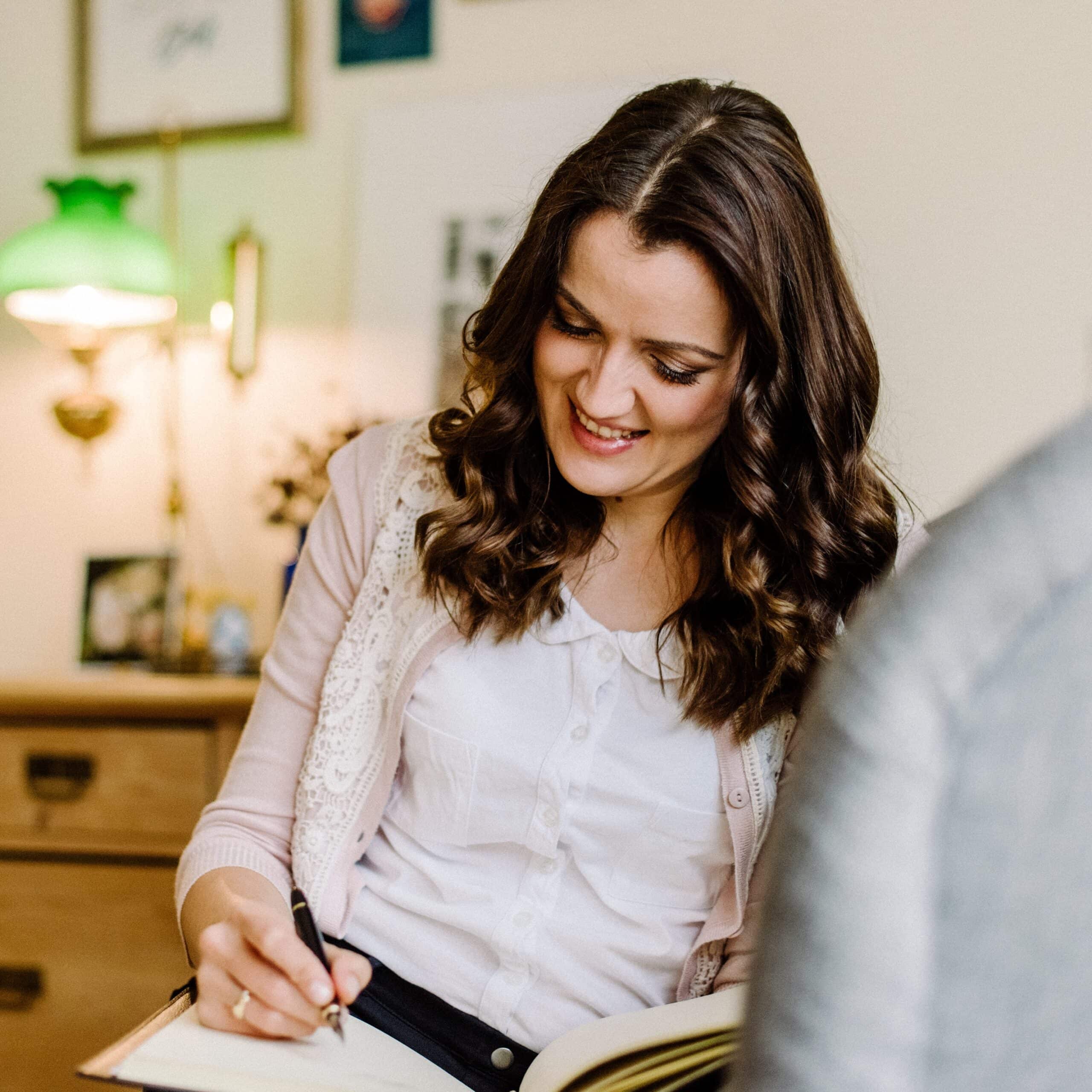 Handschrift verbessern: Effektive Übungen & kostenlose Vorlagen für Erwachsene